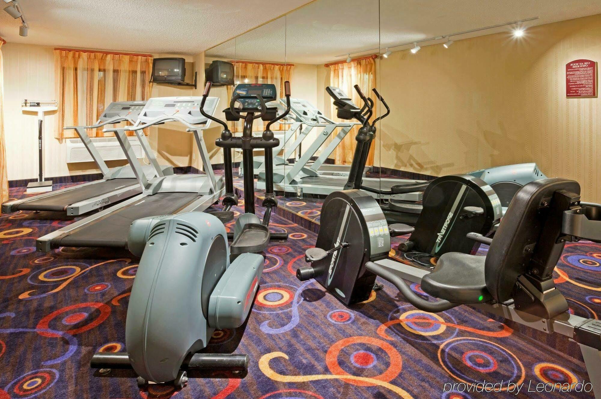 Holiday Inn Express Hotel & Suites Minneapolis-Golden Valley By Ihg Saint Louis Park Fasilitas foto